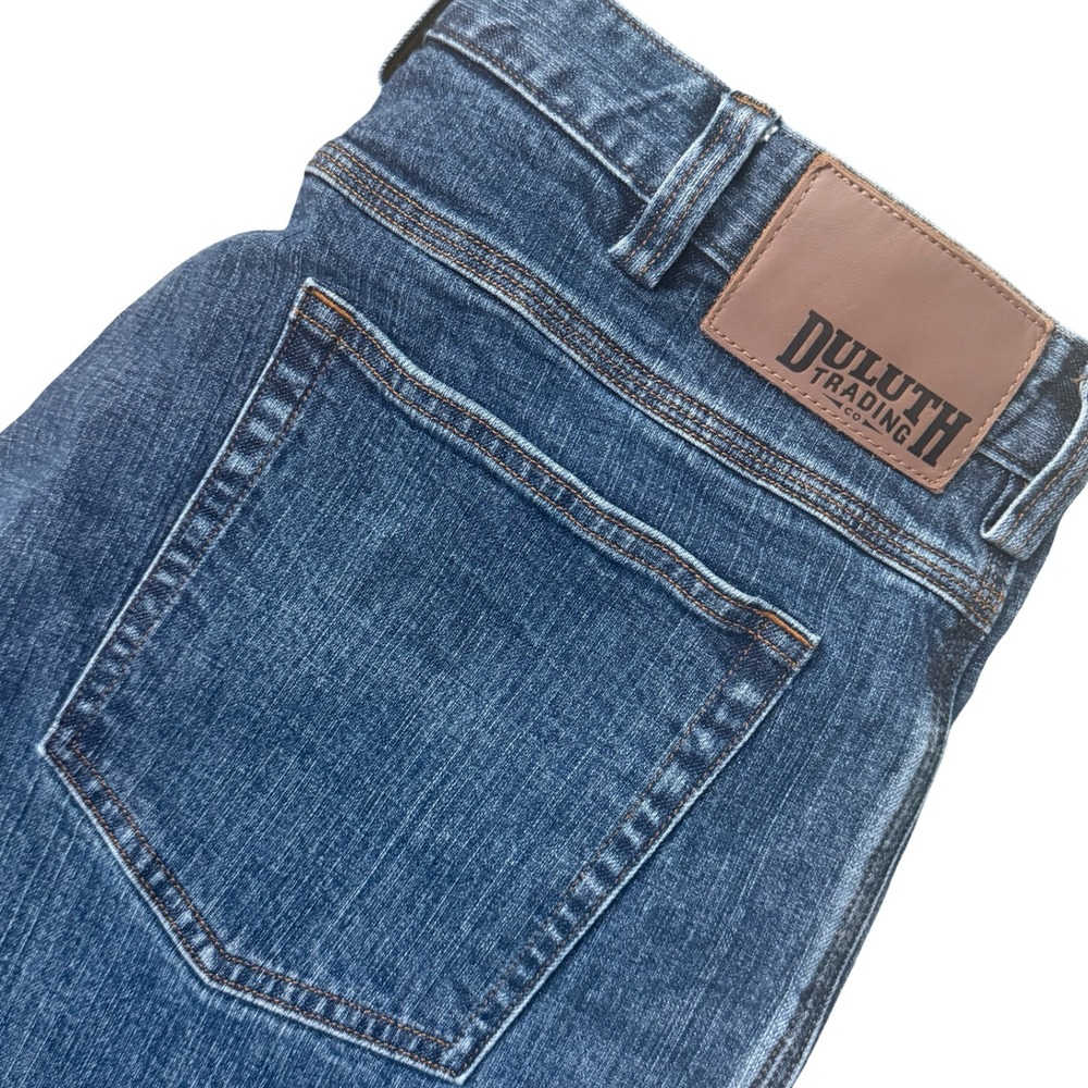 Duluth Trading Co Flex Ballroom Jeans Mens 36x30 Relaxed Fit Medium Wash Blue